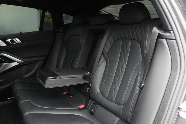 BMW X6 xDrive40i M-Sport | Bowers & Wilkins | Panoramadak | HUD | Lazer | ACC | Bomvol!