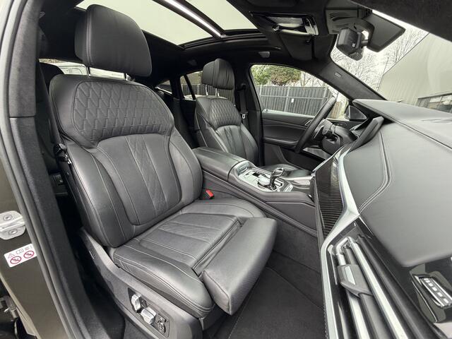 BMW X6 M50i High Executive | Panorama | Bowers & Wilkins | Soft Close | Laser | Stoelventilatie