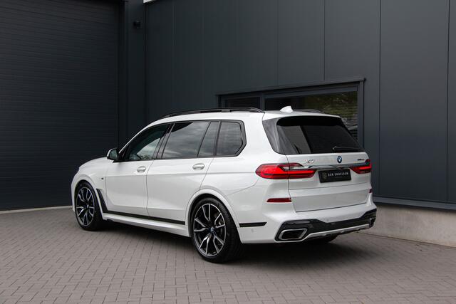 BMW X7 xDrive40i M-Sport | ACC | 360 Cam | Comfort stoel Individual | Harman Kardon | Pano | Assisted Driving | Lane & Side Assist | Apple & Android Carplay | Softclose | 7-Persoons | Laser | NL AUTO | Skylounge | Glaspook | Elektrische 3500KG Trekhaak | 340PK |