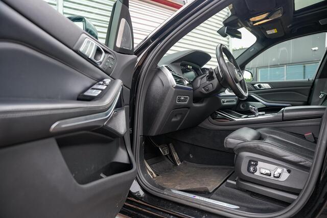 BMW X7 M50d High Executive Panodak Bowers Wilkins Memory 7-Persoons Stoelventilatie ACC Trekhaak