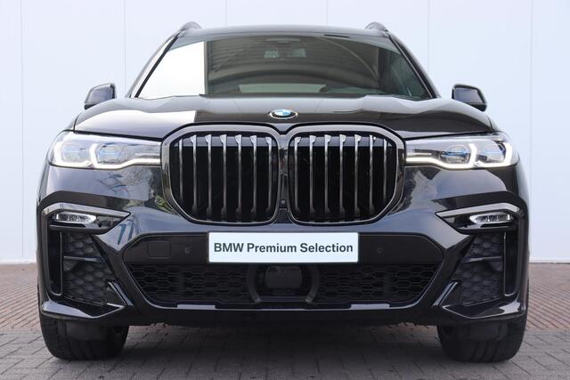 BMW X7 xDrive40i High Executive High Executive M-Sportpakket / Bowers & Wilkins / Copilot Pack / Skylounge Panoramadak / Trekhaak / 22''