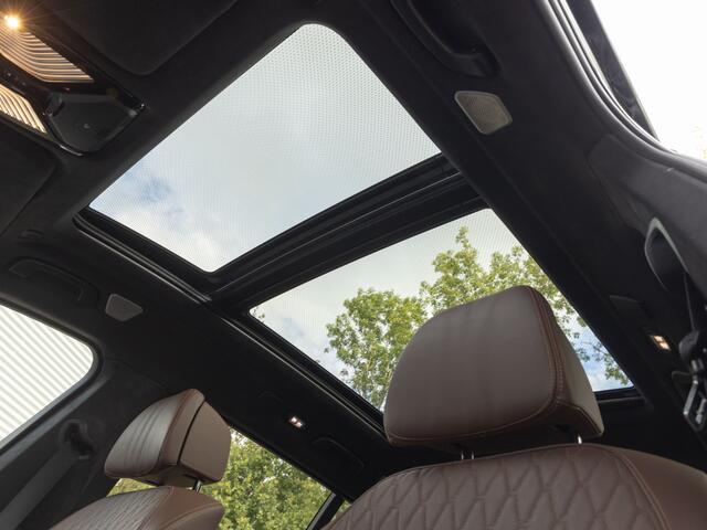BMW X7 xDrive40i M-Sport - 7-Zits - Bowers & Wilkins - Exe Drive Pro - Skylounge - Trekhaak