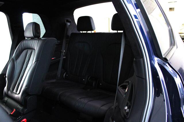 BMW X7 xDrive40i High Executive M-Sport - Head-Up - Panorama - Softclose -