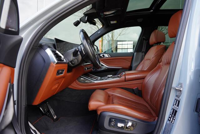 BMW X7 60 I X DRIVE 6 P / Individual / Sky Lounge / BTW