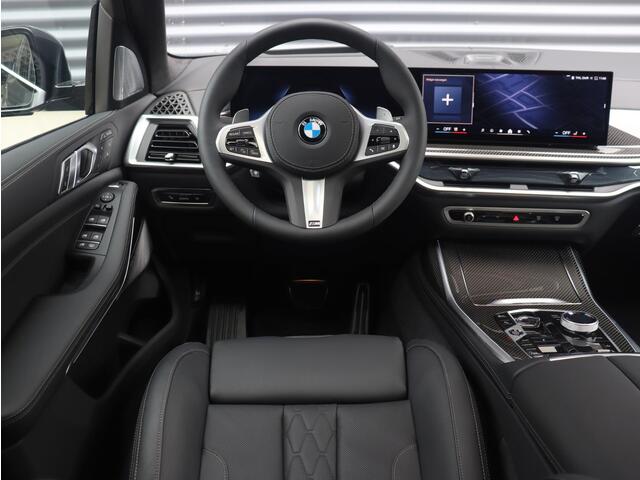 BMW X7 xDrive40i | M Sportpakket Pro | Bowers & Wilkins | Soft-Close | Panoramdak Sky Lounge | Iconic Glow kristalkoplampen