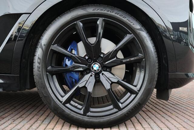 BMW X7 xDrive40d | Sport pakket Pro | Panorama Dak | Driving Assistant Professional | Harman Kardon | Trekhaak | Stoel Verwarming Voor en Achter | Soft-Close | Comfortstoelen | M-Sport Uitlaat | 22'' LM |