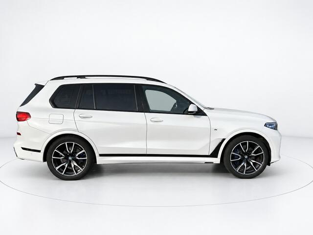 BMW X7 XDRIVE40I HIGH EX. M Sport 7P Laser, Pano, HUD