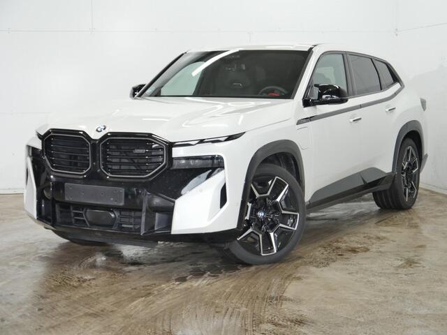 BMW XM 50e | 22" | Trekhaak | Massage | CoPilot | Stoelventitatie Verwacht