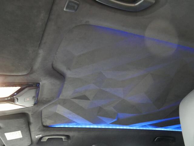BMW XM 50e | 22" | Trekhaak | Massage | CoPilot | Stoelventitatie Verwacht