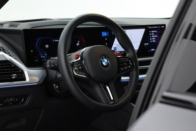 BMW XM PHEV 30 kWh | V8 | Driving Assistant Pro | Bowers & Wilkins | 23'' | Stoelventilatie | Soft close | HUD |