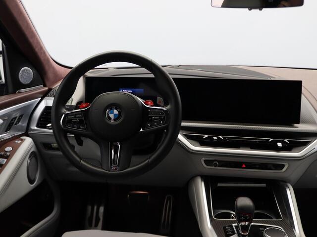 BMW XM PHEV 30 kWh BMW XM | High Executive | Driving Assistant Professional | Bowers & Wilkins | M Driver's Pack | Stoelventilatie | Soft-Close | Comfort Access | 23''LMV