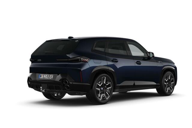 BMW XM PHEV 50e 30 kWh | 22"LM | Trekhaak | Driving Assistant Professional | Bowers & Wilkins Diamond Surround Sound System