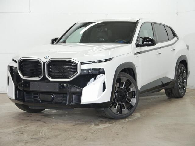 BMW XM 50e | 23" | Individual leder | Harman/kardon | Trekhaak | Co Pilot | Stoelver. + massage + ventilatie