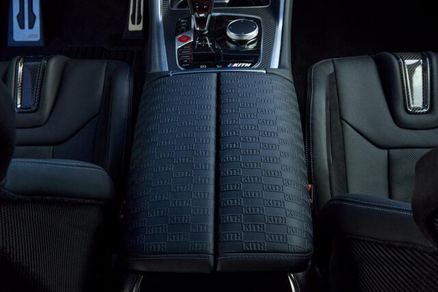 BMW XM By Kith | Individual Lak | Limited Edition | 1 van de 47 |