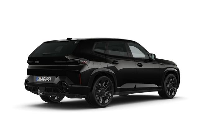 BMW XM 50e | 23"LM M Alloy Star Spoke (Styling 923M) Jet Black | Garagedeuropener geintegreerd in binnenspiegel | Trekhaak | Driving Assistant Professional | Bowers & Wilkins Diamond Surround Sound System
