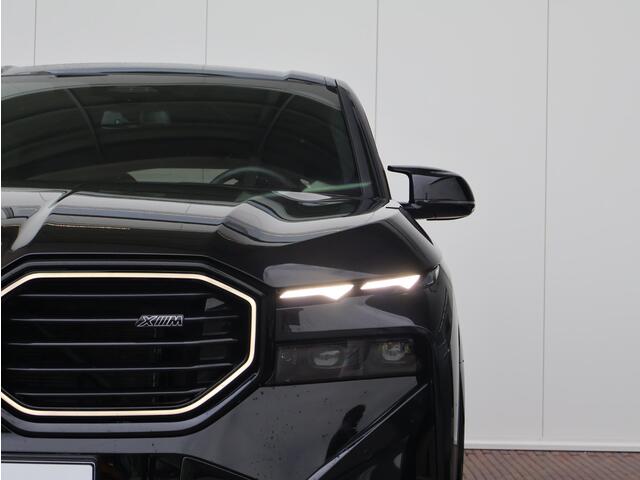 BMW XM PHEV 50e 30 kWh Comfort Access/ Soft-Close/ Elektrische Trekhaak/ Stoelventilatie/ Driving Assistant Professional/ Harman-Kardon/ Massage Stoelen/ 22 inch LM