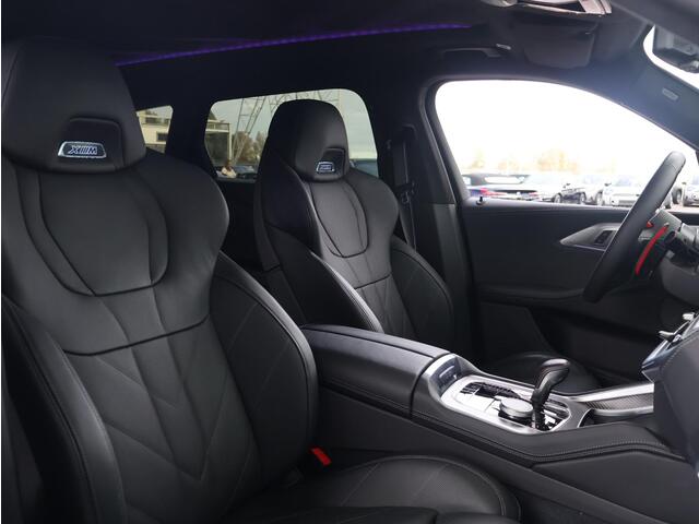 BMW XM PHEV 50e 30 kWh Comfort Access/ Soft-Close/ Elektrische Trekhaak/ Stoelventilatie/ Driving Assistant Professional/ Harman-Kardon/ Massage Stoelen/ 22 inch LM