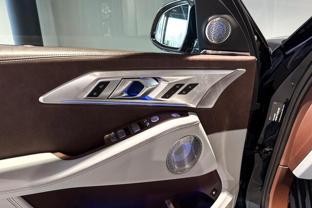 BMW XM PHEV 50e 30 kWh | Bowers & Wilkins | Iconic Glow | Comfort Access | Soft-Close |