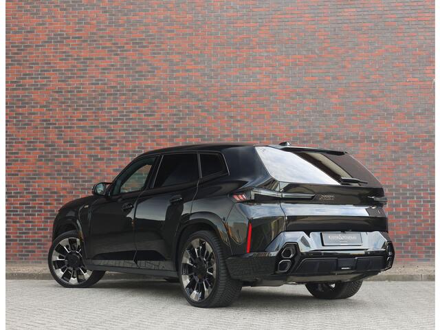 BMW XM PHEV 30 kWh | Bowers & Wilkins - Trekhaak