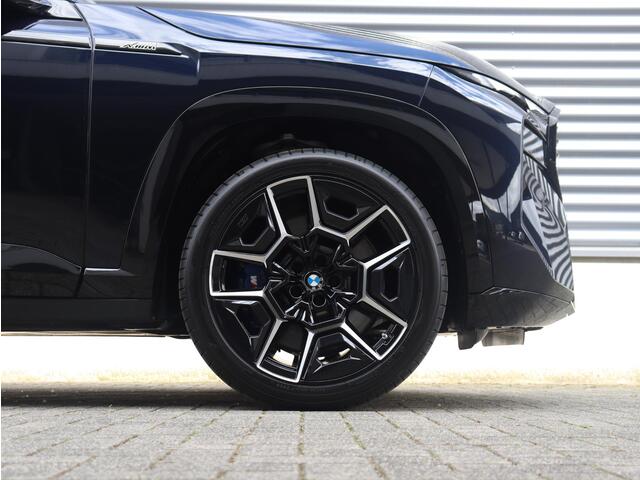 BMW XM PHEV 50e 30 kWh | Bowers & Wilkins | Driving Assistant Prof. | Trekhaak | 22'' LMV