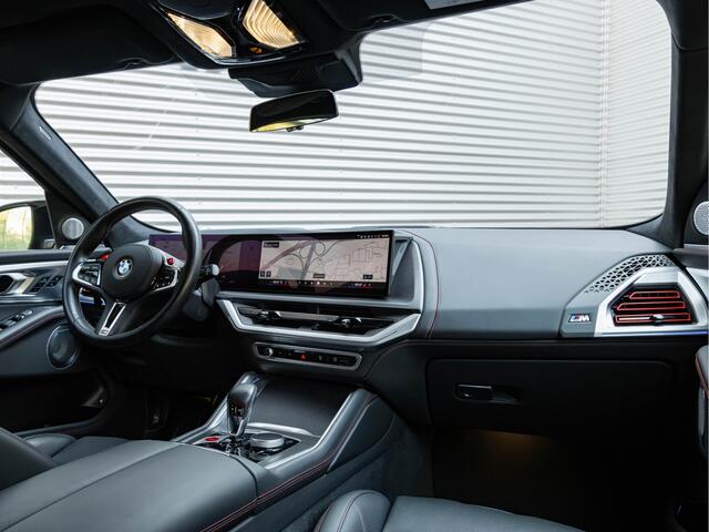 BMW XM PHEV Label Red - Individual ''British Racing Green'' - Bowers & Wilkins