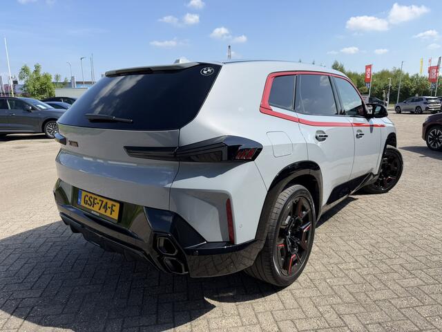 BMW XM PHEV Label Red 30 kWh 22 Inch Bang & Olufsen Sound M Driver's Package Stoelventilatie Stuurwielverwarming Stoelmassage Driving Assistant Professional
