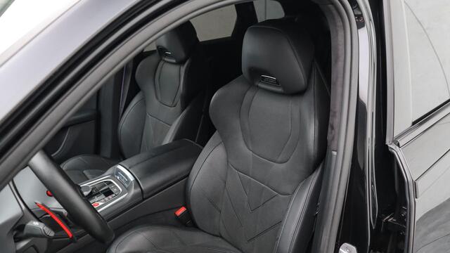 BMW XM V8 | M Drivers Package | Massage | B&W | M Onderstel Professional | Stoelventilatie | Head-up | Trekhaak | Soft-Close