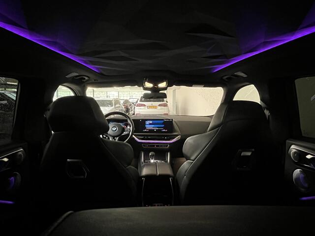 BMW XM PHEV 30 kWh | 23" | V8 - 653 PK | CoPilot | Bowers & Wilkins | Iconic Glow | | SoftClose | Massage |