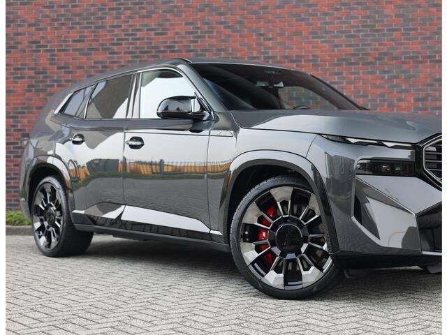 BMW XM PHEV 30 kWh | M Drivers Pack - Bowers&Wilkins
