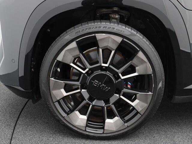 BMW XM PHEV Comfort Pack | Adaptief M Onderstel Professional | Trekhaak | Driving Assistant Professional | Bowers & Wilkins | 23''