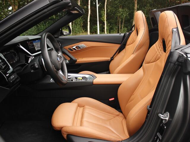 BMW Z4 Roadster M40i Frozen Grey High Executive 11.132 Km!
