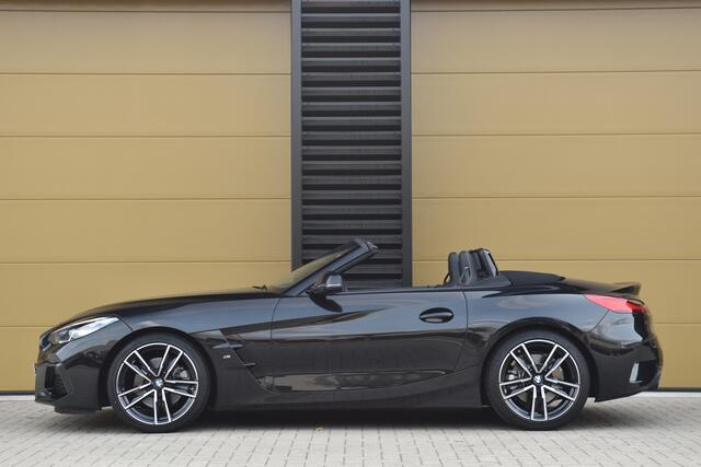 BMW Z4 Roadster sDrive20i * M Sportpakket * M Stoel * Harman Kardon * Head-up * Stoelverwarming * LED *