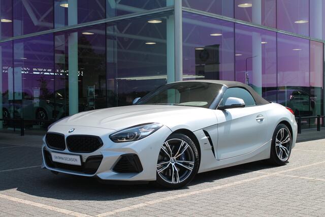 BMW Z4 Roadster M40i High Executive Automaat / Achteruitrijcamera / Sportstoelen / Stoelverwarming / Adaptief M onderstel / Parking Assistant / Live Cockpit Professional