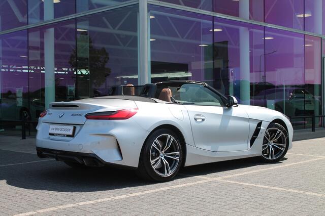 BMW Z4 Roadster M40i High Executive Automaat / Achteruitrijcamera / Sportstoelen / Stoelverwarming / Adaptief M onderstel / Parking Assistant / Live Cockpit Professional