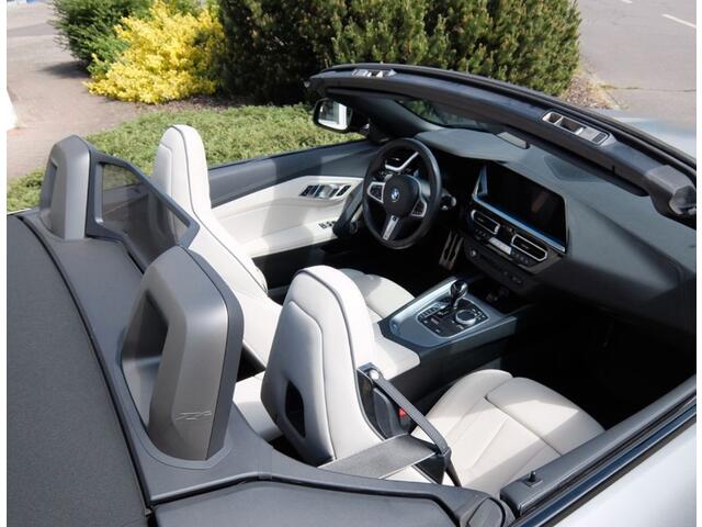 BMW Z4 Roadster M40i , Memory, H/K, Adaptive