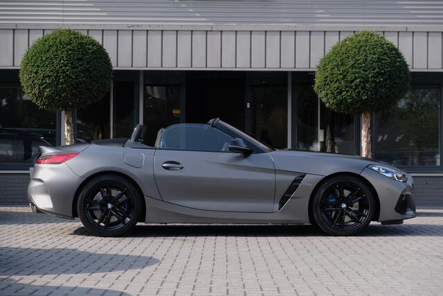 BMW Z4 Roadster M40i High Executive Edition *Verwacht* Frozen Grey HUD Harman Kardon Keyless Camera Carplay