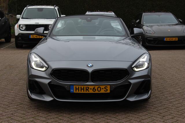 BMW Z4 Roadster M40i High Executive / Leder / Head-up / Sfeerverlichting / 19'' / Keyless / Dodehoek / Stoelverwarming / ACC