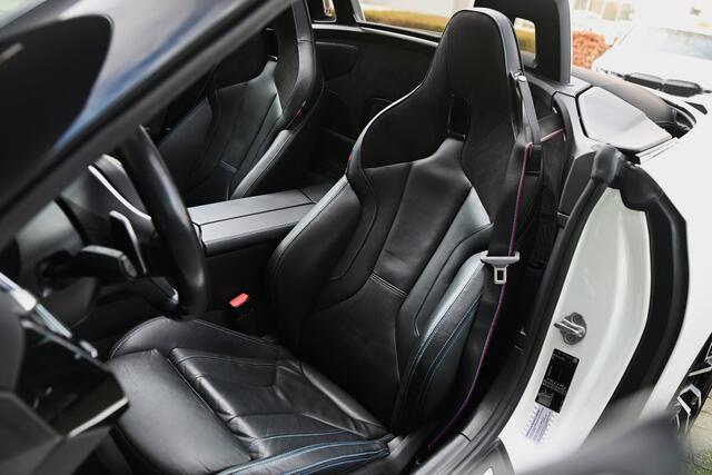 BMW Z4 Roadster sDrive30i High Executive M Sport Automaat / Achteruitrijcamera / M Adaptief onderstel / Comfort Access / Adaptieve LED / Head-Up / Harman Kardon / Stoelverwarming