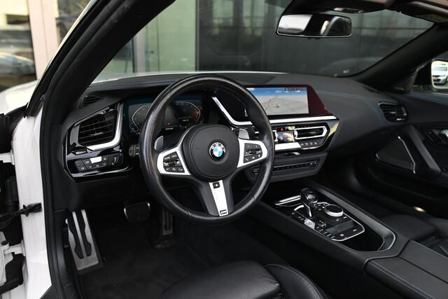 BMW Z4 Roadster sDrive30i High Executive M Sport Automaat / Achteruitrijcamera / M Adaptief onderstel / Comfort Access / Adaptieve LED / Head-Up / Harman Kardon / Stoelverwarming