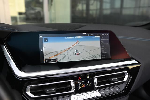 BMW Z4 Roadster sDrive30i High Executive M Sport Automaat / Achteruitrijcamera / M Adaptief onderstel / Comfort Access / Adaptieve LED / Head-Up / Harman Kardon / Stoelverwarming