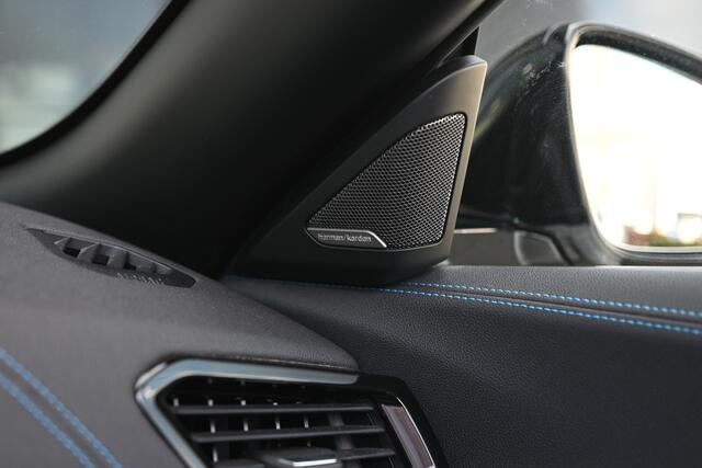 BMW Z4 Roadster sDrive30i High Executive M Sport Automaat / Achteruitrijcamera / M Adaptief onderstel / Comfort Access / Adaptieve LED / Head-Up / Harman Kardon / Stoelverwarming