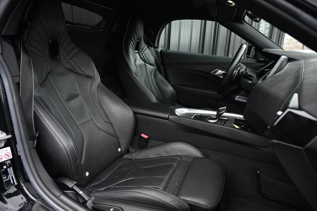 BMW Z4 Roadster sDrive30i · M-Sport 259pk · Sportbrake · Alarm system · Sport Seats · Comfort Access · Adaptive Led · Driving Assistant · Head-Up · Dab+ · Harman/kardon · M Sport Suspension · Ambient Light