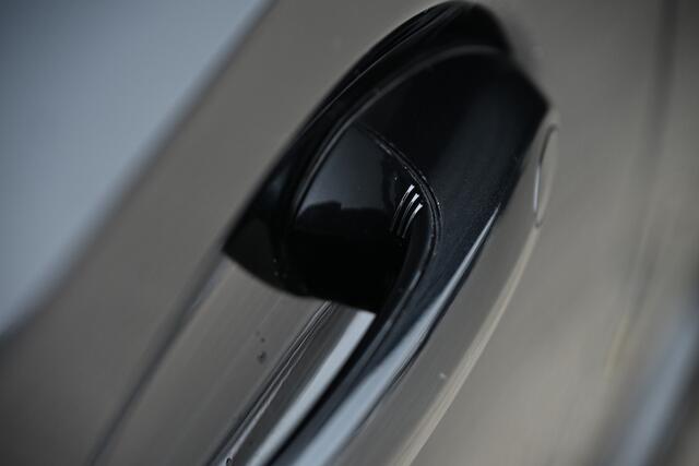 BMW Z4 Roadster sDrive30i · M-Sport 259pk · Sportbrake · Alarm system · Sport Seats · Comfort Access · Adaptive Led · Driving Assistant · Head-Up · Dab+ · Harman/kardon · M Sport Suspension · Ambient Light