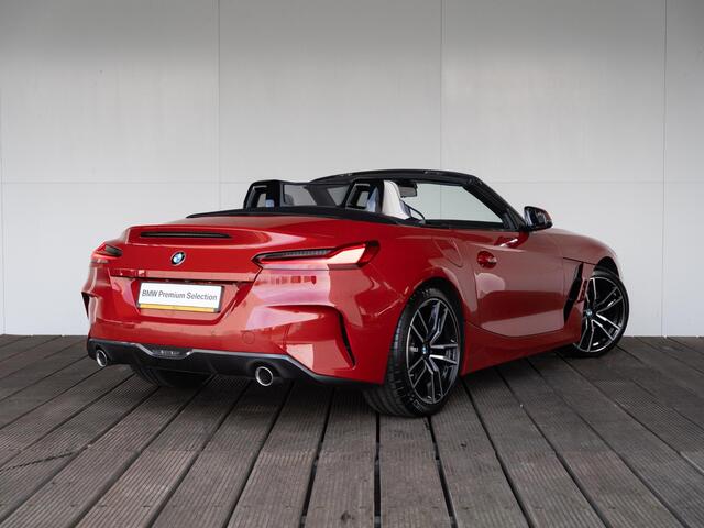 BMW Z4 Roadster sDrive30i | M Sport | Head-Up Display | Harman/Kardon | Voorstoelen Verwarmd