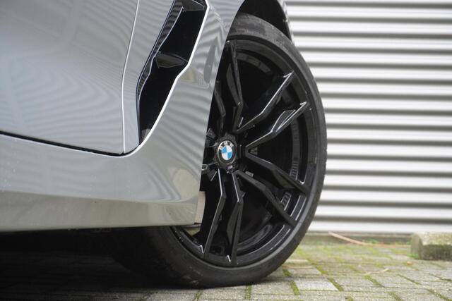BMW Z4 Roadster sDrive30i High Executive | Parking Pack | Stuurwielrand Verwarmd | Harman Kardon Surround Sound Systeem | BMW Head-Up Display