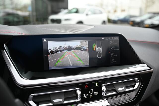 BMW Z4 Roadster sDrive30i Final Edition Automaat / M Sportstoelen / Achteruitrijcamera / Head-Up / Adaptieve LED / Active Cruise Control / Comfort Access