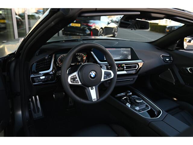BMW Z4 Roadster sDrive20i M Sport Automaat / M Sportstoelen / Adaptieve LED / Head-Up / Active Cruise Control / Comfort Access / Achteruitrijcamera