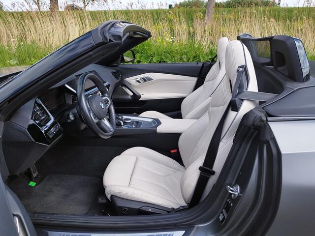 BMW Z4 Roadster sDrive20i High Executive * 36.079 KM ** M-PAKKET ** FABRIEKSKLEUR **