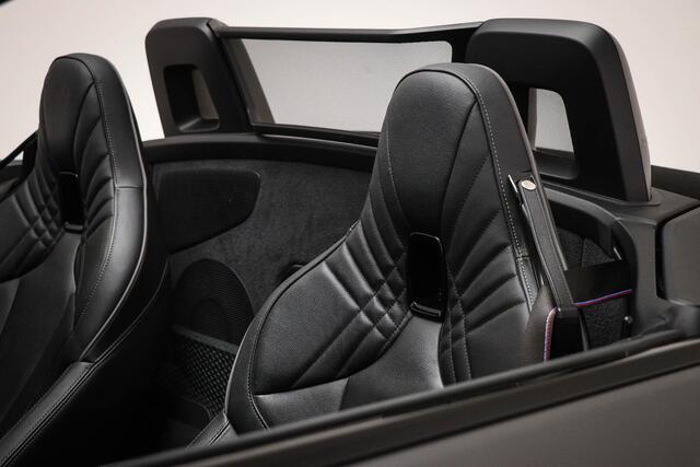 BMW Z4 Roadster M40i High Executive Edition | M SPORT PLUS | HEAD UP | STUURVERWARMING | DAB | APPLE | CAMERA | 19"