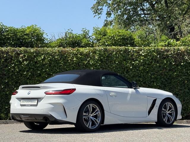 BMW Z4 Roadster sDrive30i | M-Sport | Camera | Stuur + stoelverw. | HiFi | Elek. stoelverst.